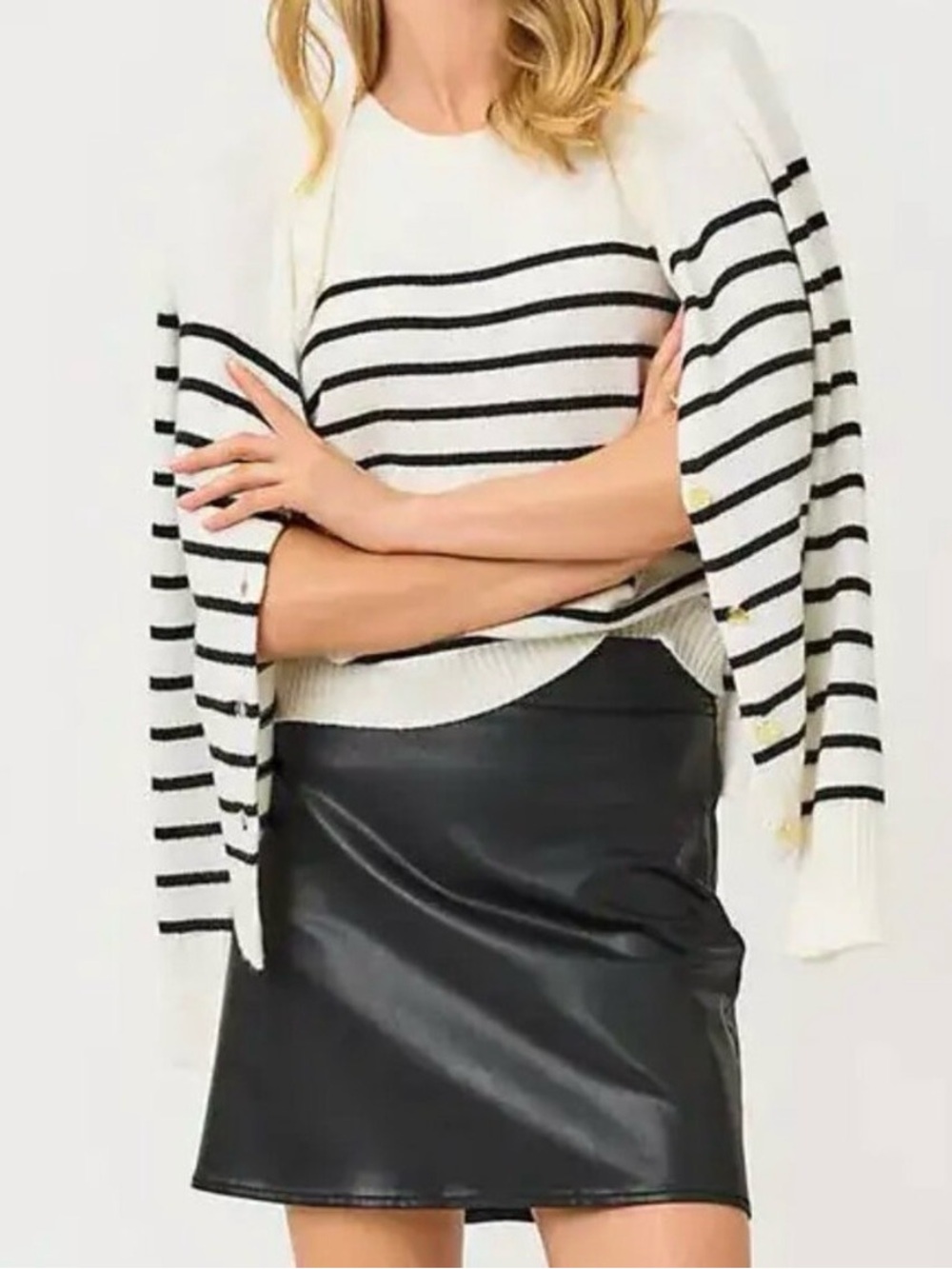 Lilly Pulitzer Black Faux Leather Mini Skirt - Women sz 4